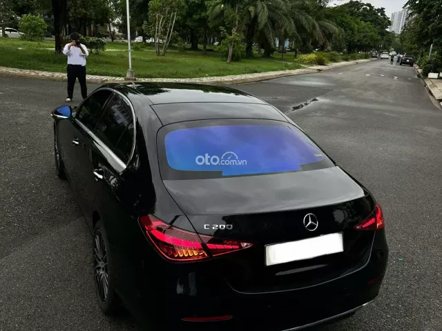 Mercedes-Benz C200 Avantgarde Plus 2022 4