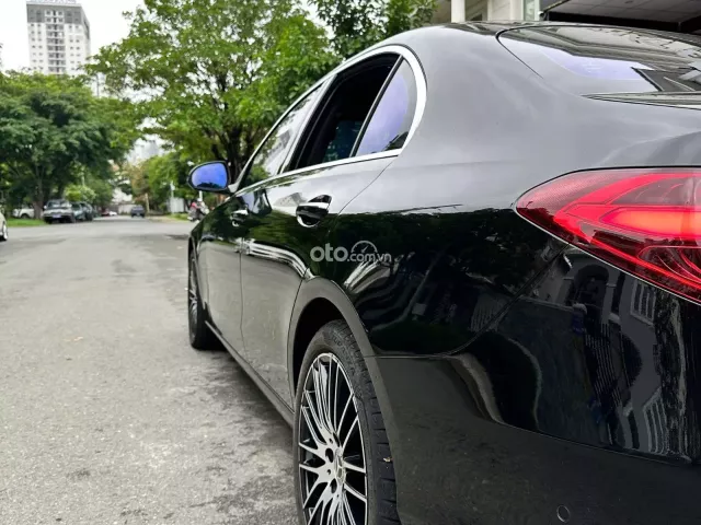 Mercedes-Benz C200 Avantgarde Plus 2022 9