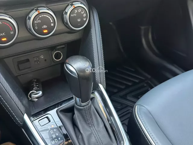 Mazda 2 2022 14