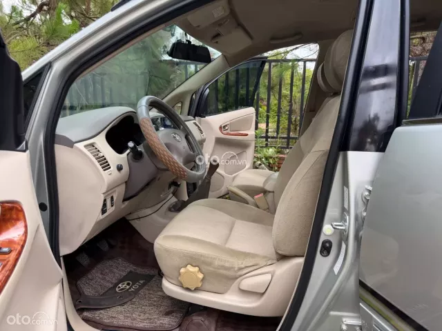 Toyota Innova 2.0G 2008 13