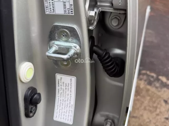 Toyota Innova 2.0G 2008 17