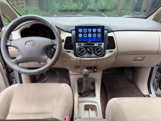 Toyota Innova 2.0G 2008 16