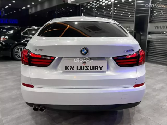 BMW 528i GT 2013 3