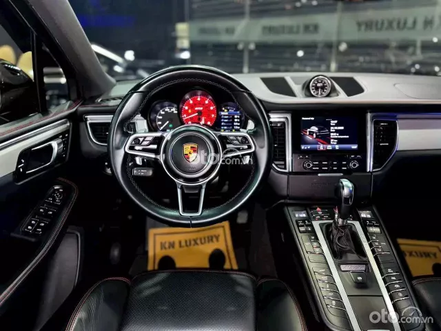 Porsche Macan GTS 2017 6