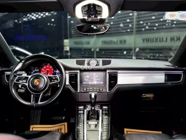 Porsche Macan GTS 2017 8