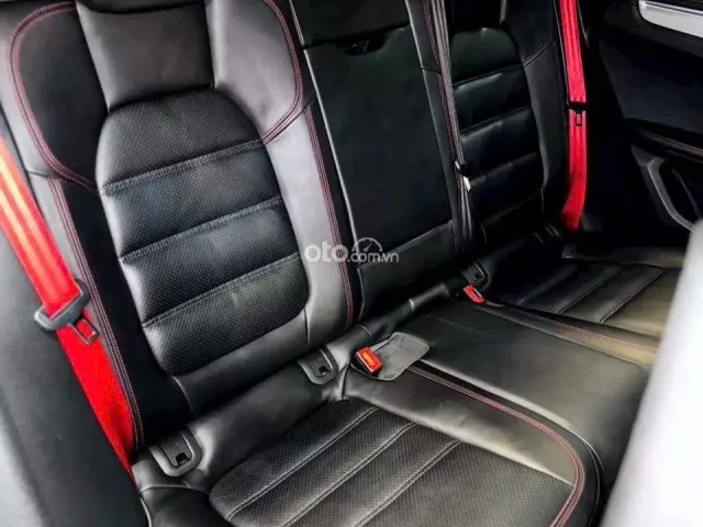 Porsche Macan GTS 2017 13