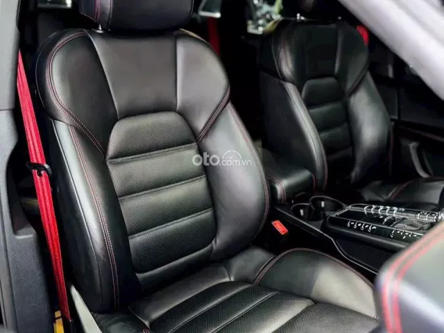 Porsche Macan GTS 2017 14