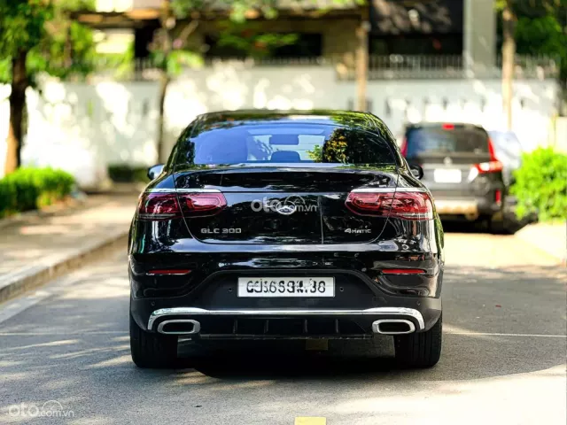 Mercedes-Benz GLC 300 4Matic Coupe 2022 11