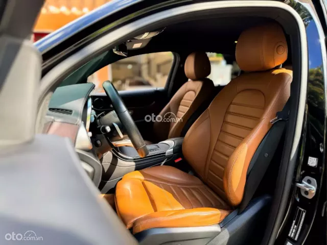 Mercedes-Benz GLC 300 4Matic Coupe 2022 15