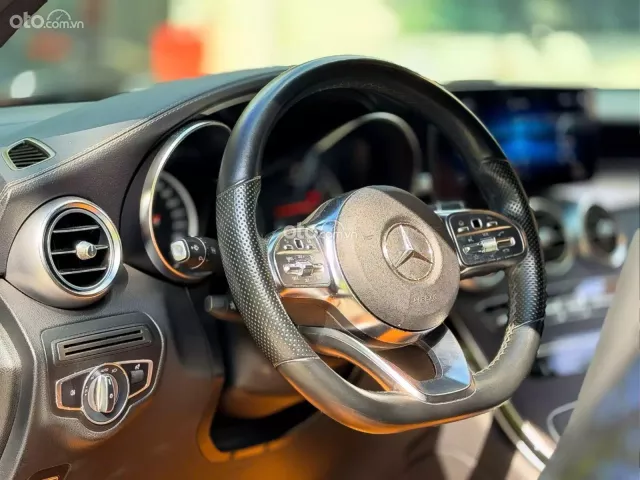 Mercedes-Benz GLC 300 4Matic Coupe 2022 18