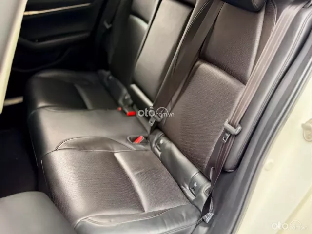 Mazda 3 Sedan 1.5L Luxury 2022 12