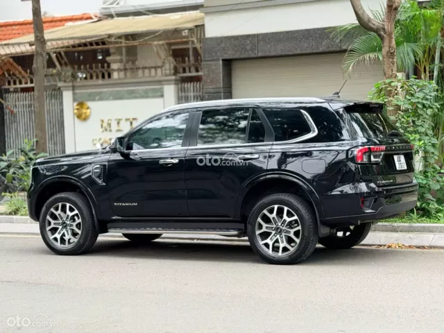 Ford Everest Titanium 2.0 AT 4x2 2023 2