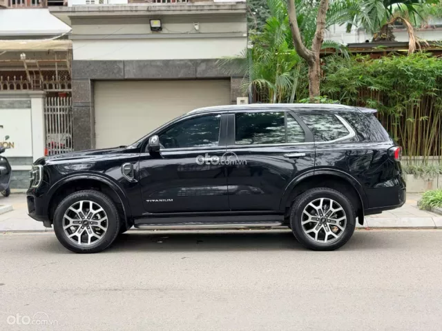 Ford Everest Titanium 2.0 AT 4x2 2023 7