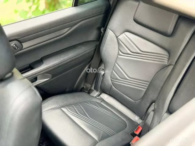 Ford Everest Titanium 2.0 AT 4x2 2023 16