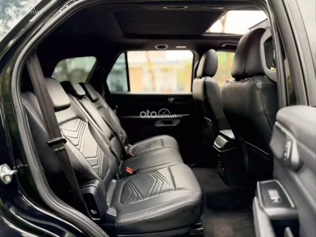 Ford Everest Titanium 2.0 AT 4x2 2023 14