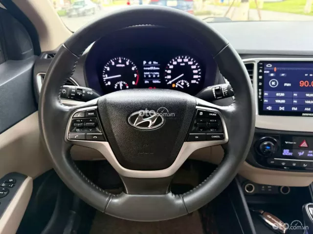 Hyundai Accent 1.4 AT Đặc biệt 2019 11
