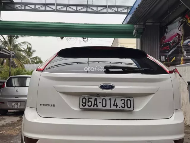 Ford Focus 1.8L 2012 4