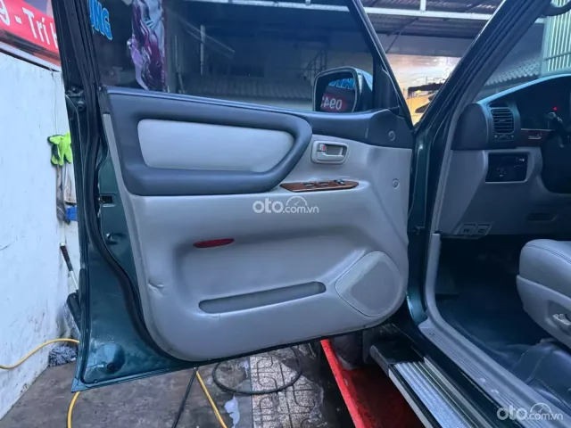 Toyota Land Cruiser 2002 11