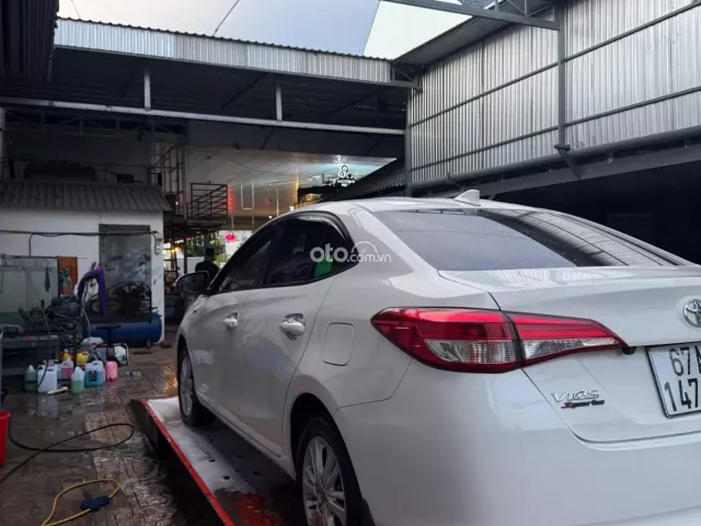 Toyota Vios 1.5E MT 2020 8
