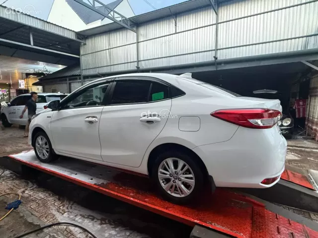 Toyota Vios 1.5E MT 2020 9