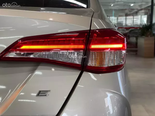 Toyota Innova 2.0E 2025 13