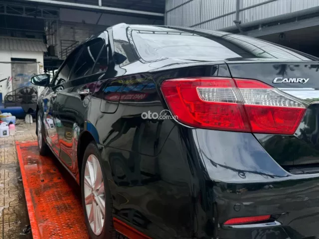 Toyota Camry 2012 5