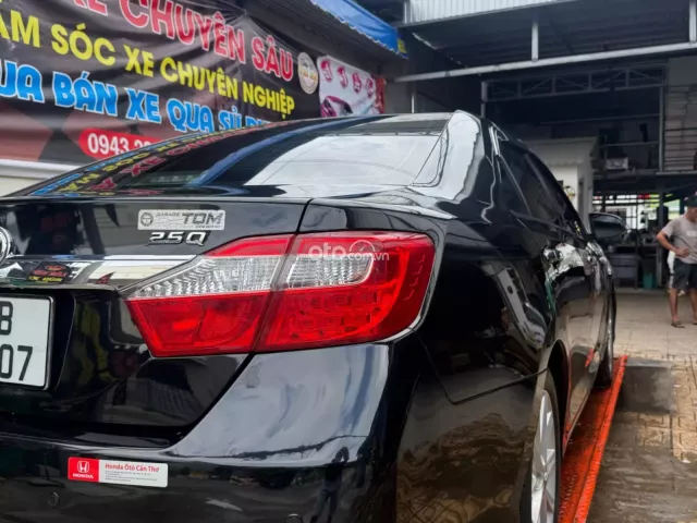 Toyota Camry 2012 6