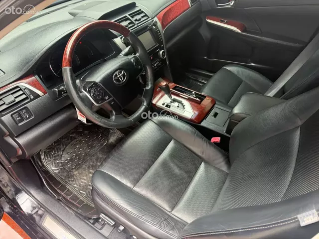 Toyota Camry 2012 11