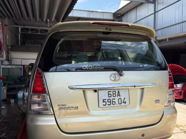 Toyota Innova 2.0G 2006 4
