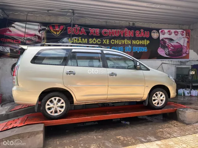 Toyota Innova 2.0G 2006 5