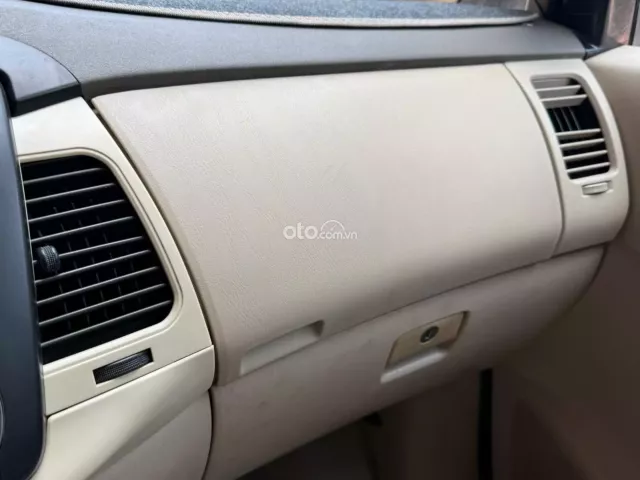 Toyota Innova 2.0G 2006 11