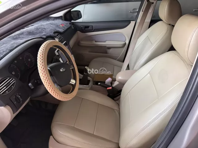 Ford Focus 1.8L 2009 8