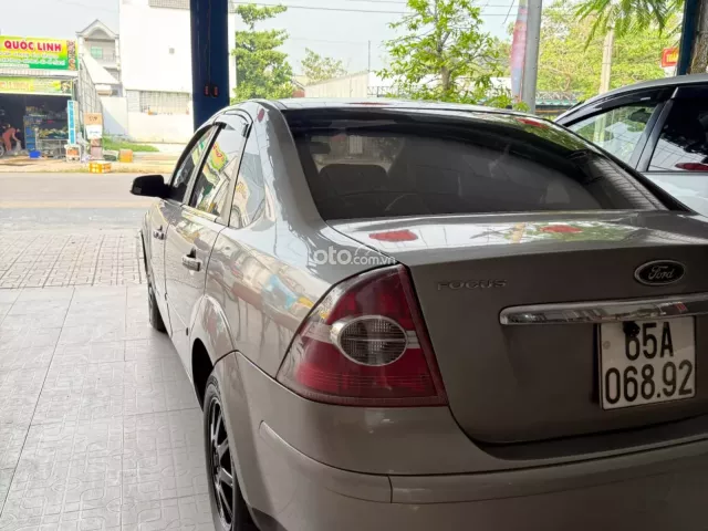 Ford Focus 1.8L 2009 4