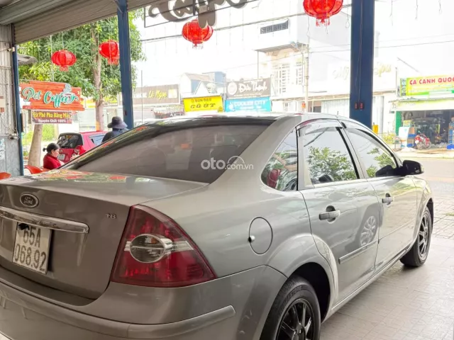 Ford Focus 1.8L 2009 6