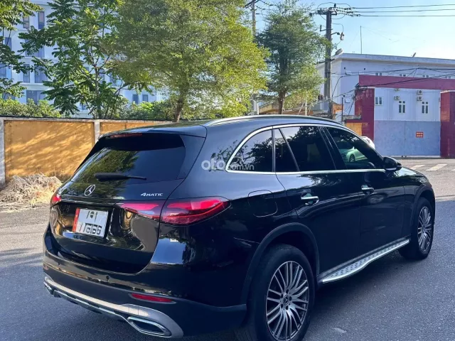 Mercedes-Benz GLC 200 4Matic 2023 4