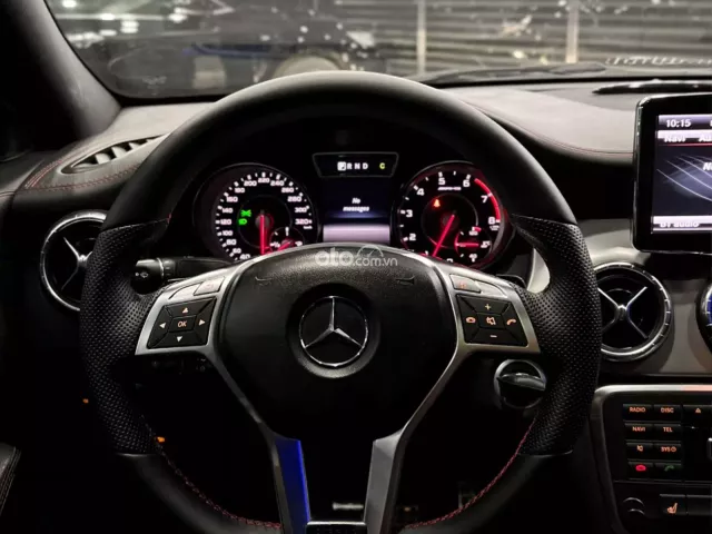 Mercedes-Benz A45 4Matic 2014 9