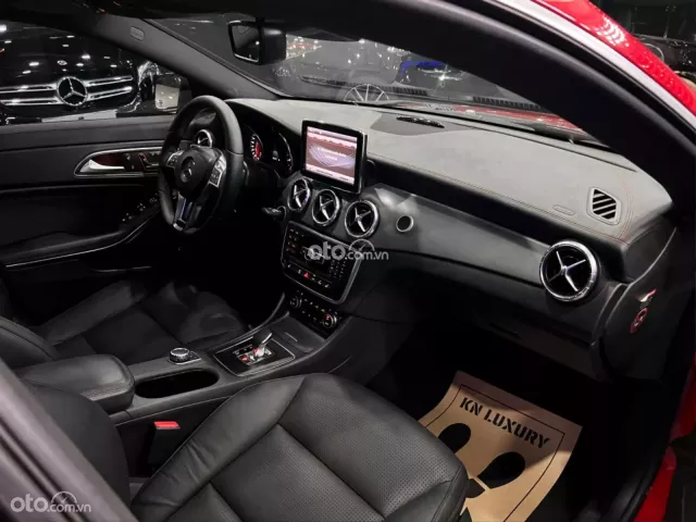 Mercedes-Benz A45 4Matic 2014 14
