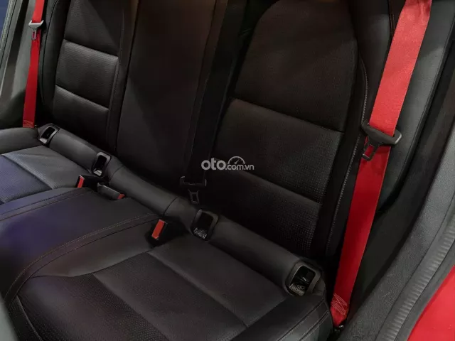 Mercedes-Benz A45 4Matic 2014 16