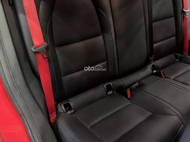 Mercedes-Benz A45 4Matic 2014 17