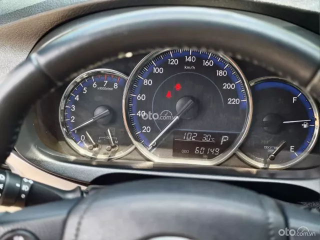 Toyota Yaris 1.5G 2018 11