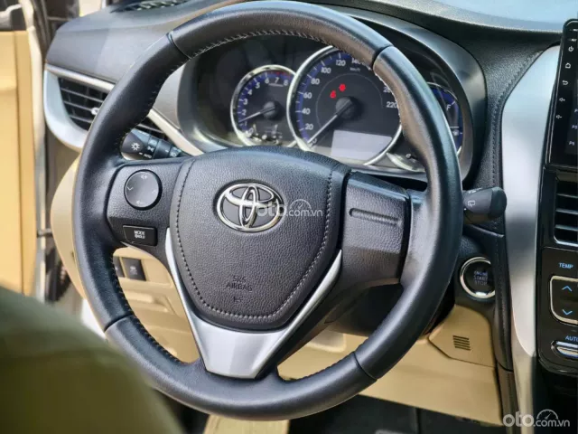 Toyota Yaris 1.5G 2018 12