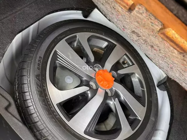 Toyota Yaris 1.5G 2018 23
