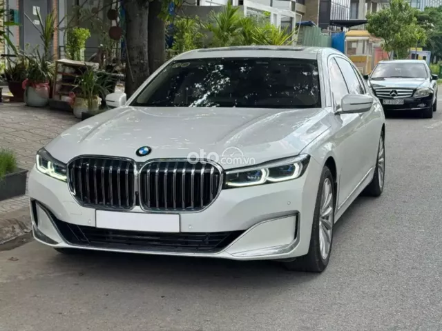 BMW 730Li Pure Excellence 2020
