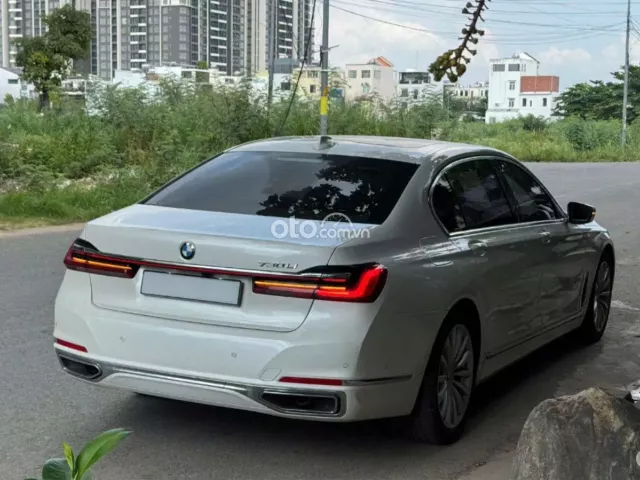 BMW 730Li Pure Excellence 2020 7