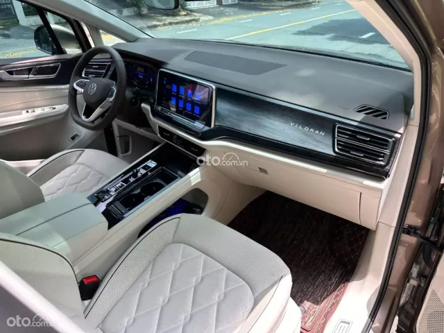 Volkswagen Viloran Luxury 2025 8