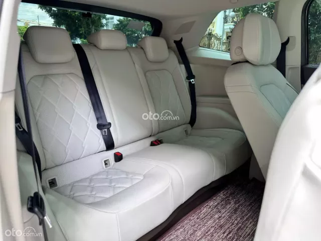 Volkswagen Viloran Luxury 2025 15