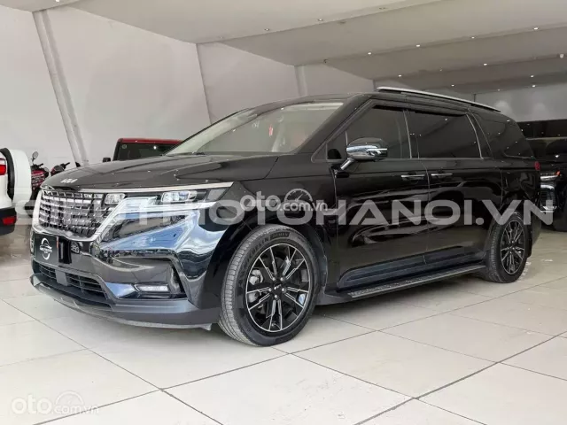 Kia Carnival 2.2D Signature 2022 3