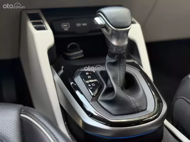 Kia Carens 1.5G Luxury 2023 13