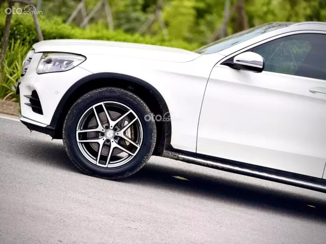 Mercedes-Benz GLC 300 2016 13