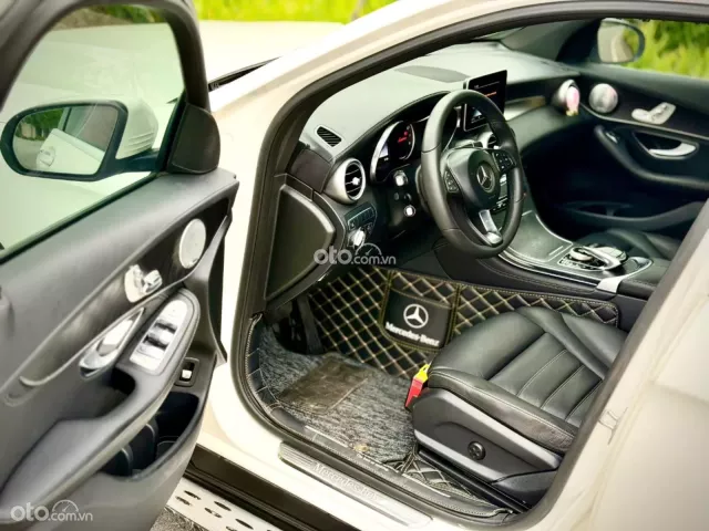 Mercedes-Benz GLC 300 2016 16